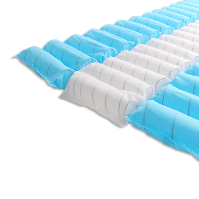 Geverfde Pp Spunbond niet-geweven stof voor matras boxspringhoes in 70 gram jumborollen